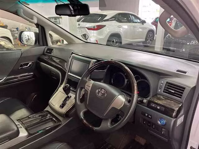 TOYOTA ALPHARD