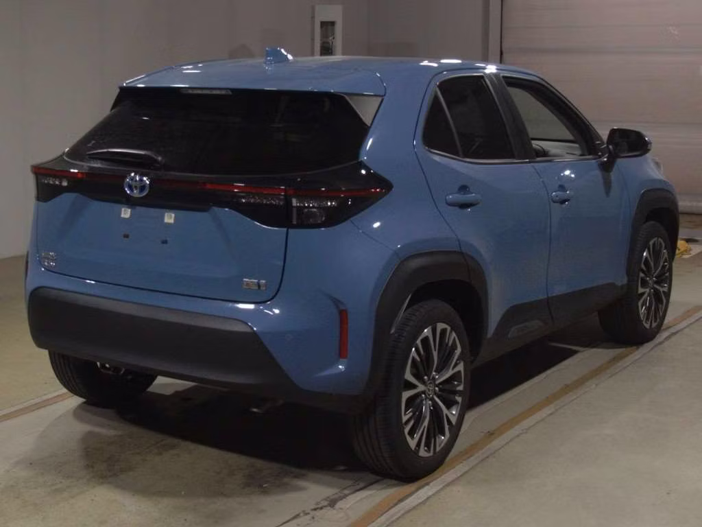 TOYOTA YARIS CROSS