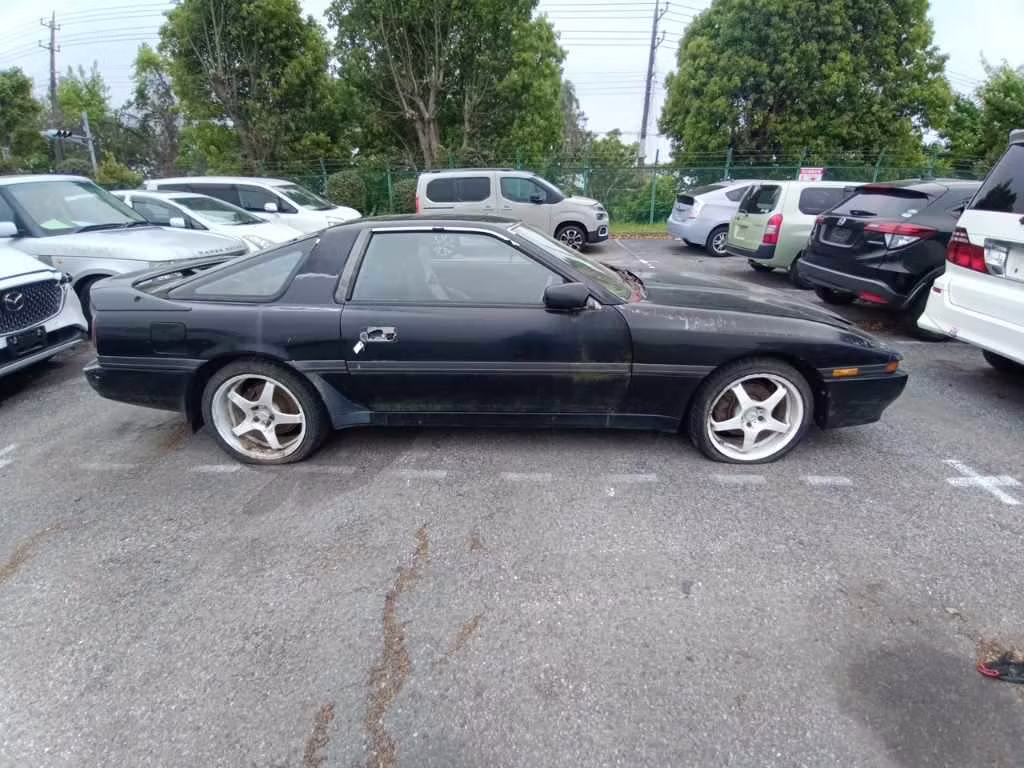 TOYOTA SUPRA