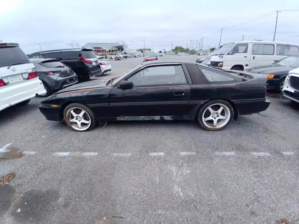 TOYOTA SUPRA