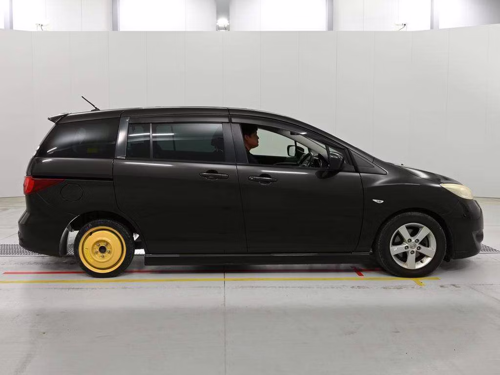 NISSAN LAFESTA