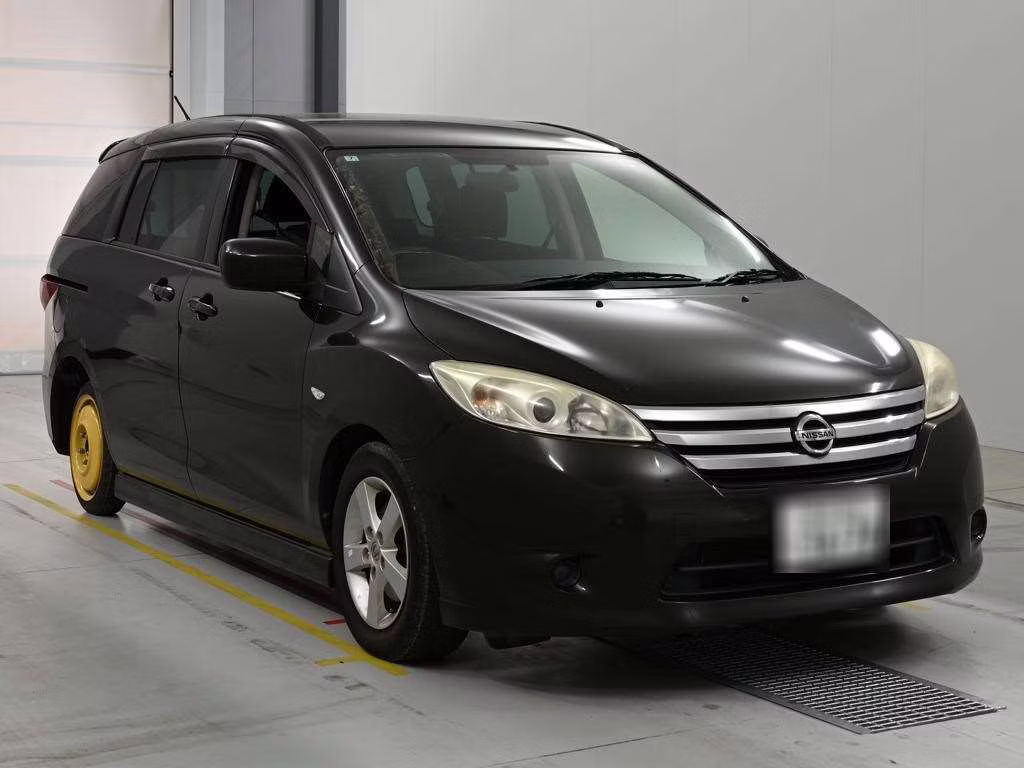 NISSAN LAFESTA