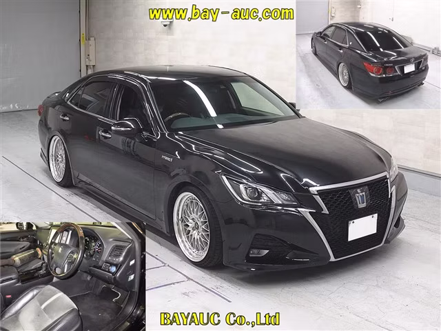TOYOTA CROWN