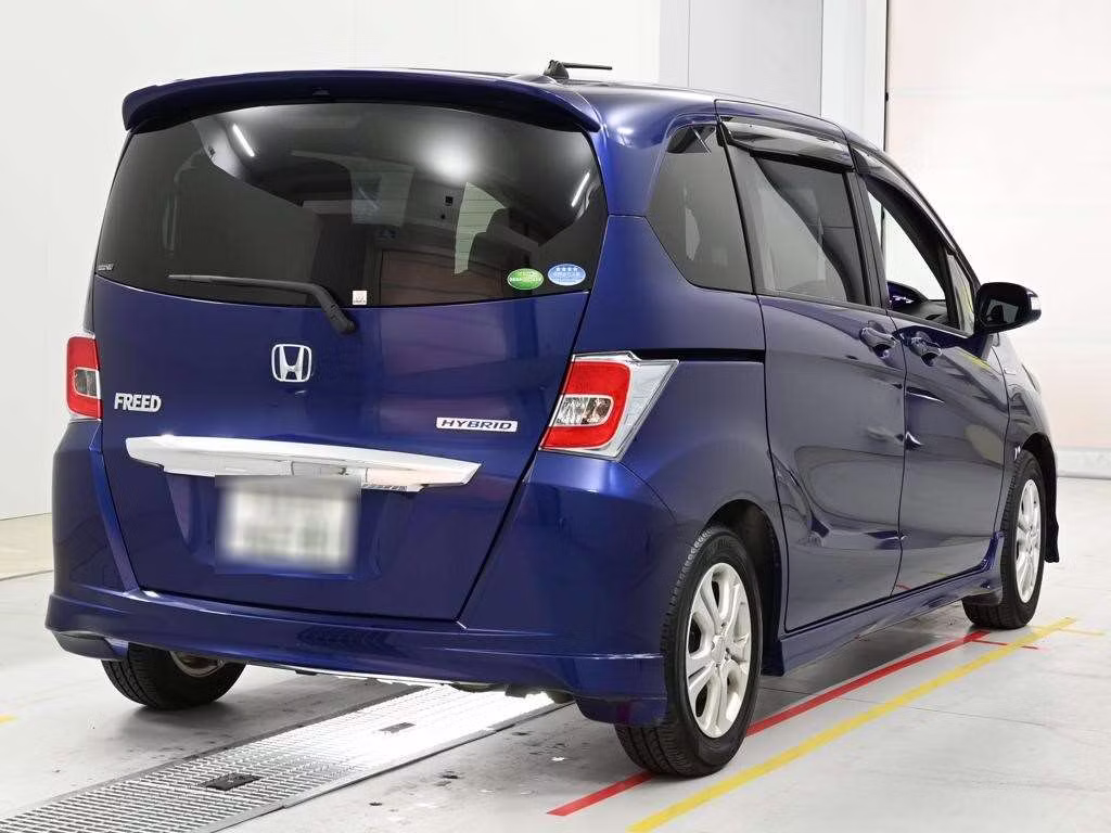 HONDA FREED