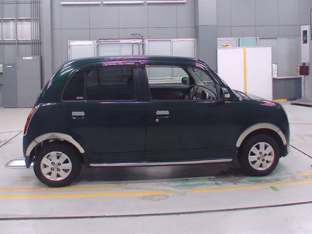 DAIHATSU MIRA GINO