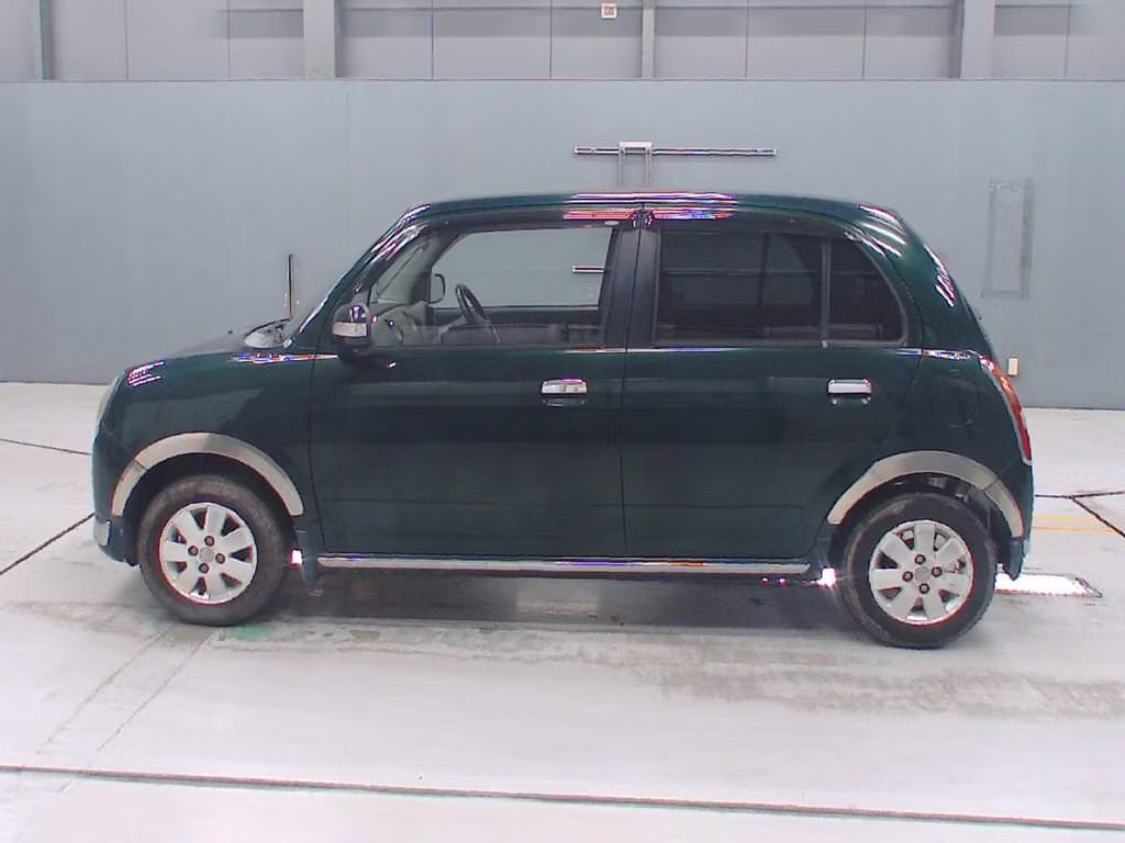 DAIHATSU MIRA GINO