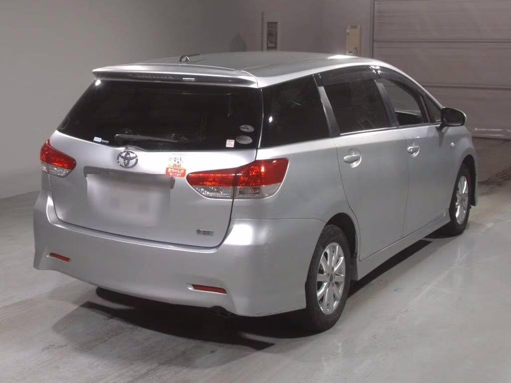 TOYOTA WISH