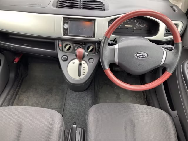 SUBARU R2