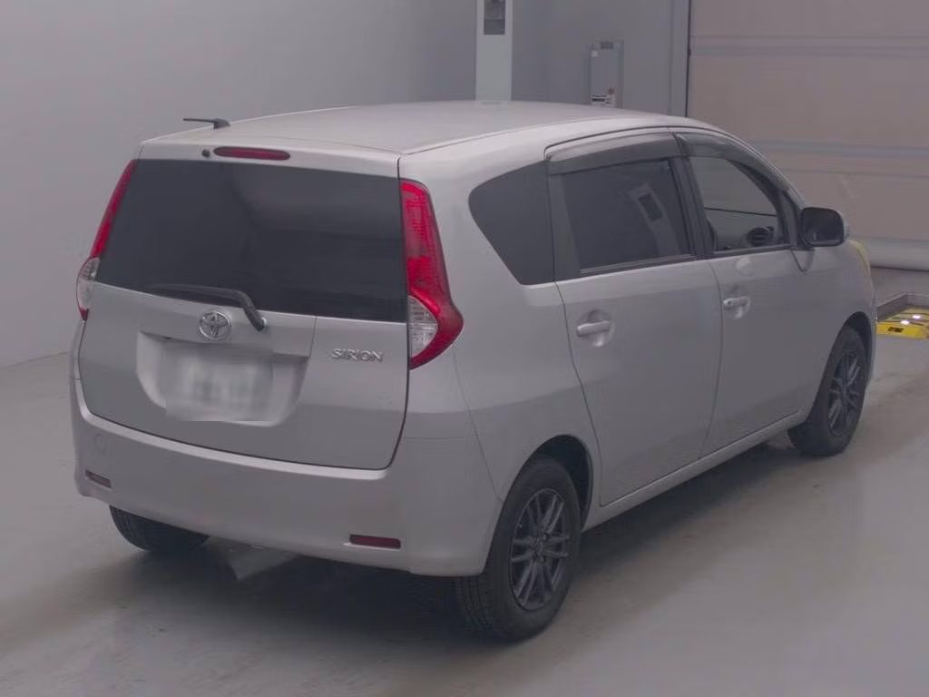 TOYOTA PASSO SETTE