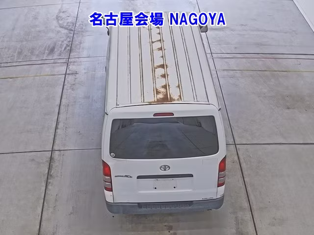 TOYOTA REGIUS ACE