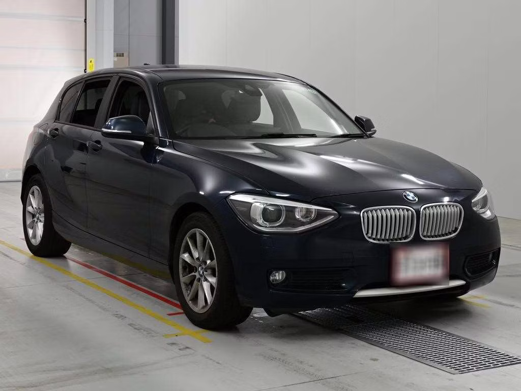BMW 1-SERIES