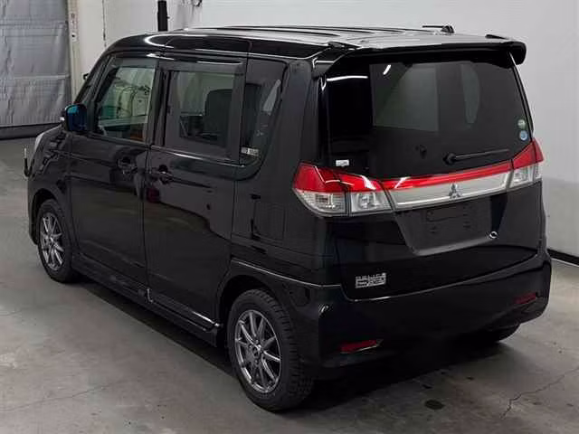 MITSUBISHI DELICA D:2