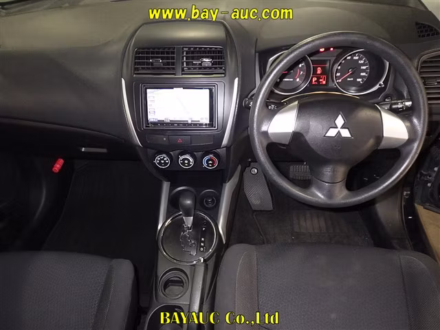 MITSUBISHI RVR