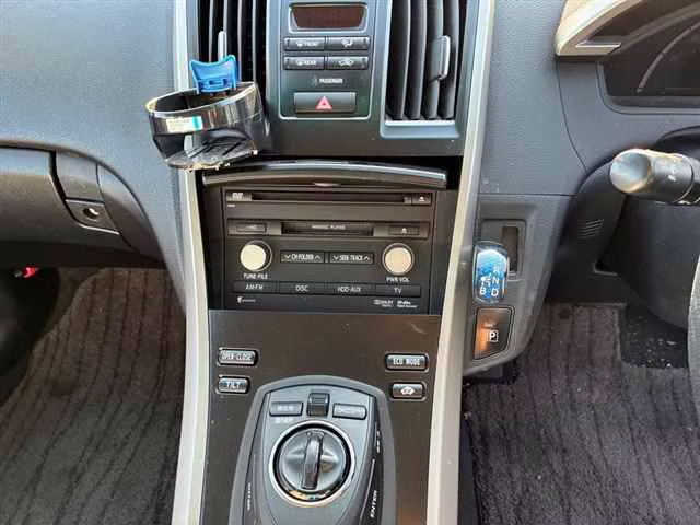 TOYOTA SAI
