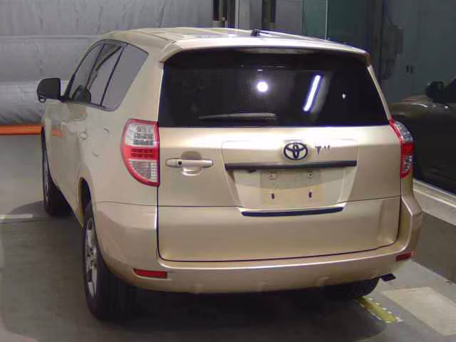 TOYOTA VANGUARD