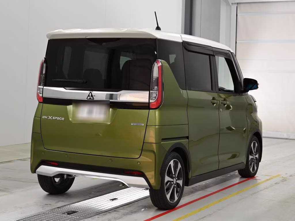 MITSUBISHI EK SPACE