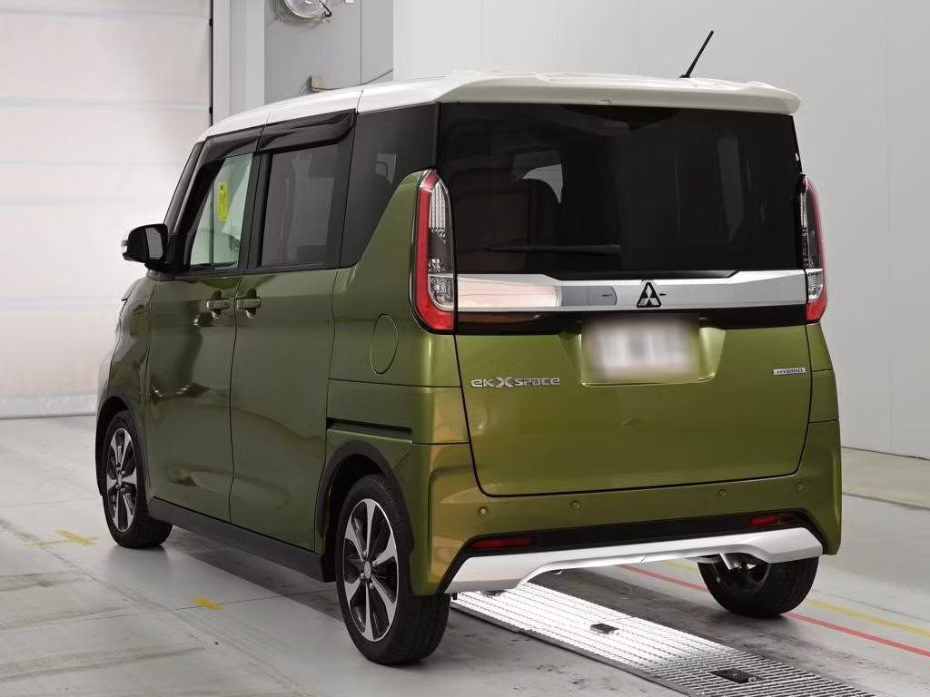 MITSUBISHI EK SPACE