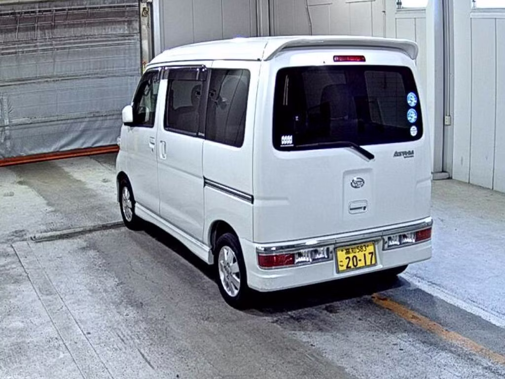 DAIHATSU ATRAI