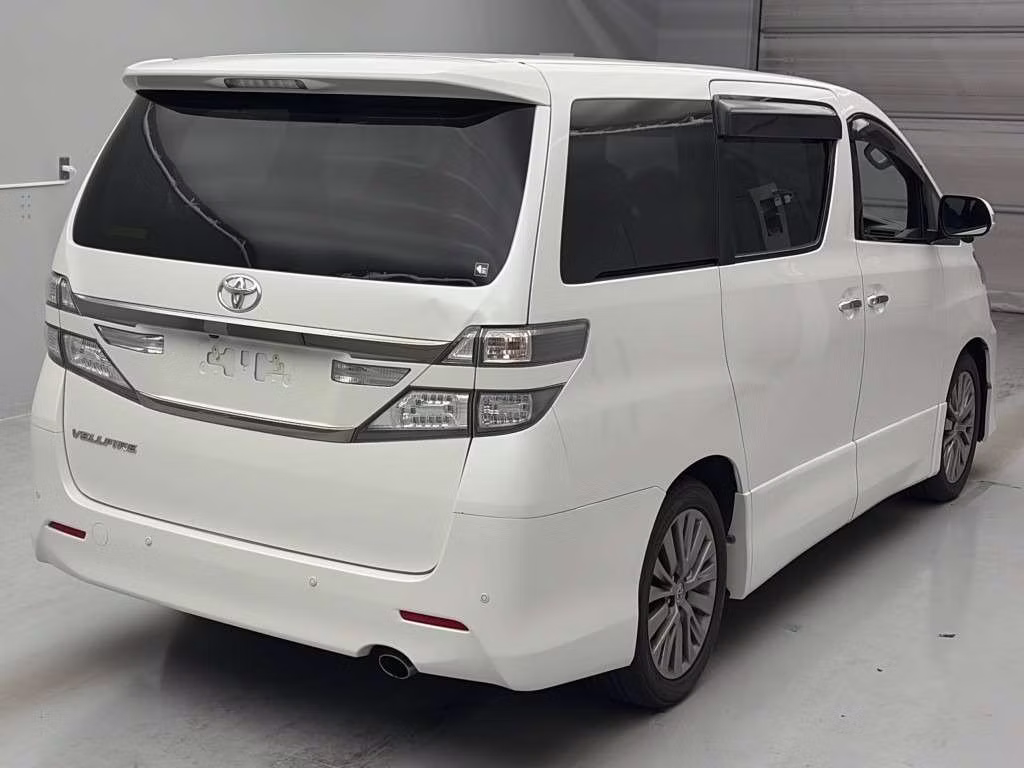 TOYOTA VELLFIRE