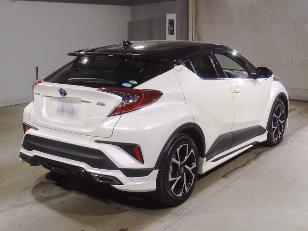 TOYOTA C-HR
