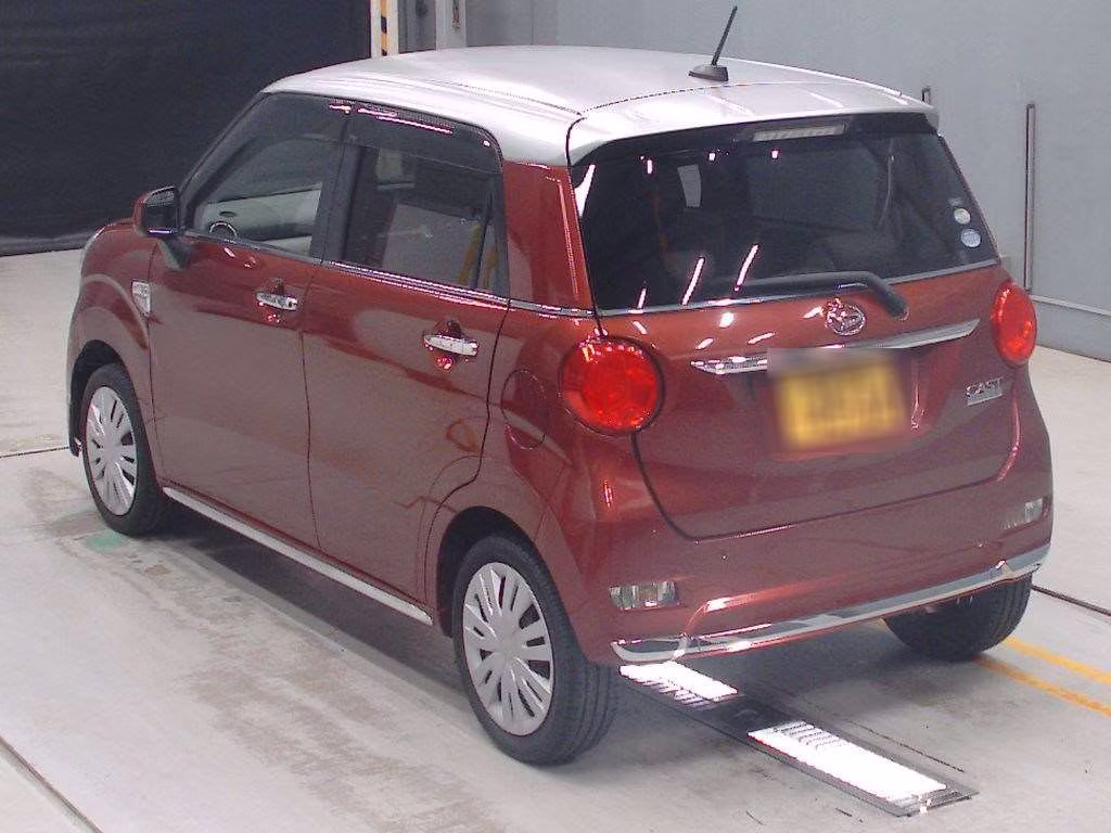 DAIHATSU CAST