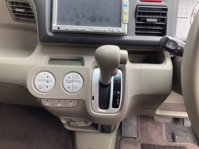 HONDA LIFE