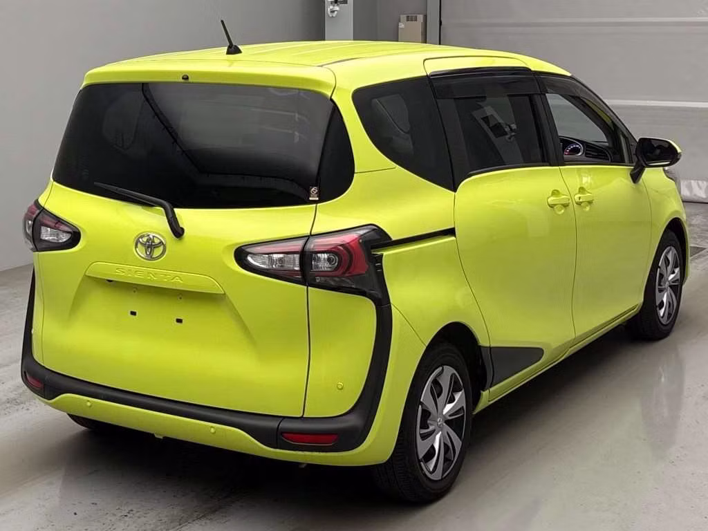 TOYOTA SIENTA