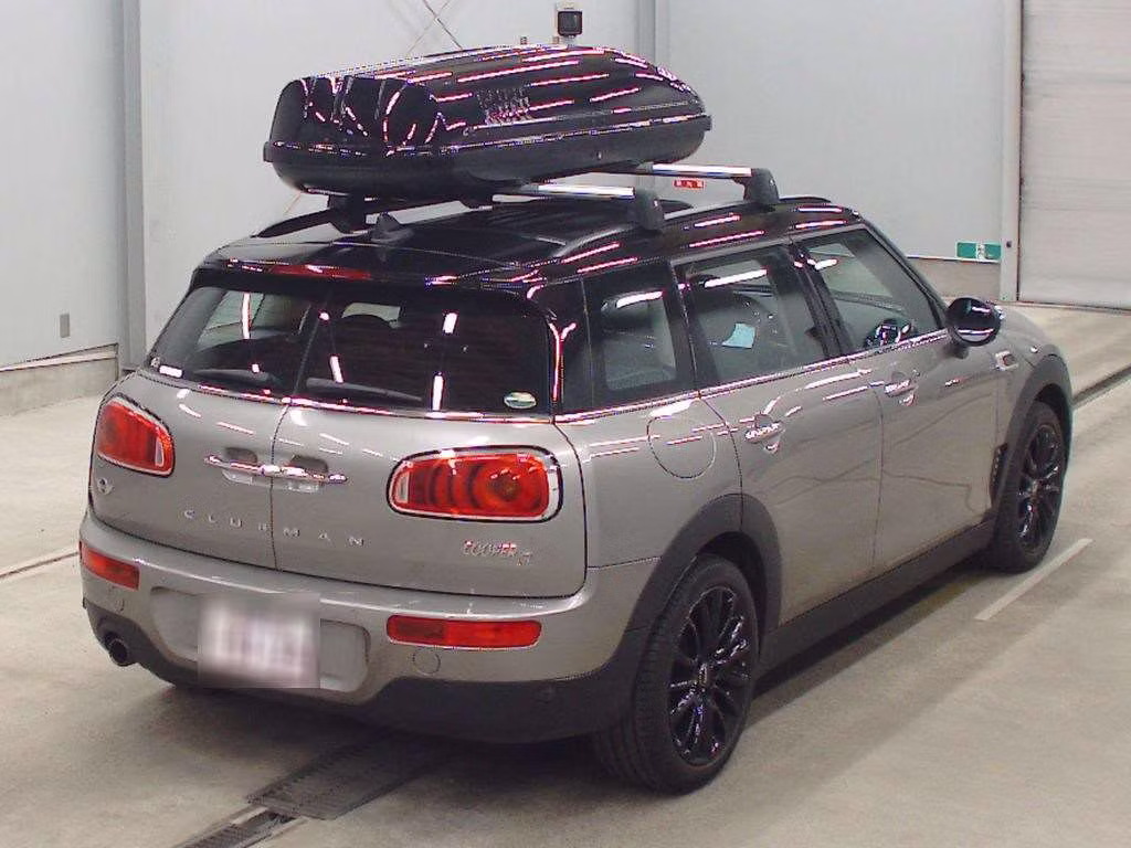 MINI CLUBMAN