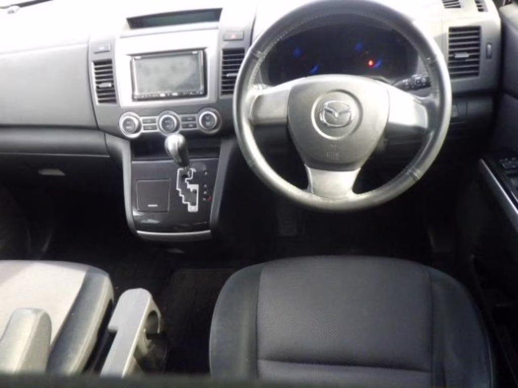 MAZDA MPV