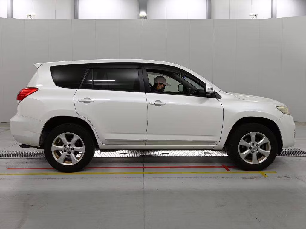 TOYOTA VANGUARD