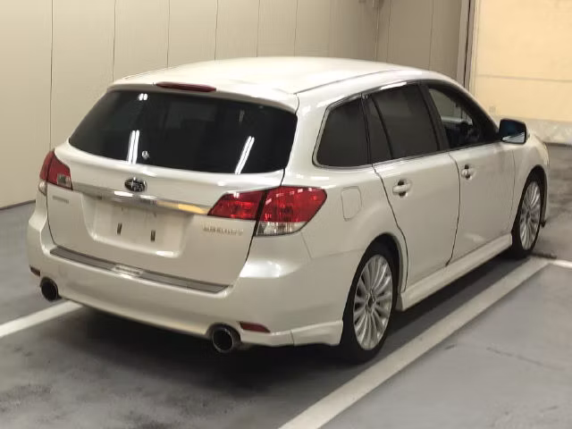 SUBARU LEGACY