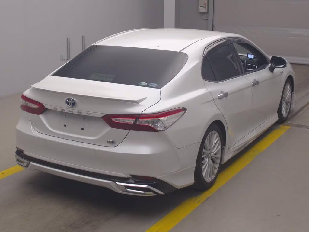 TOYOTA CAMRY