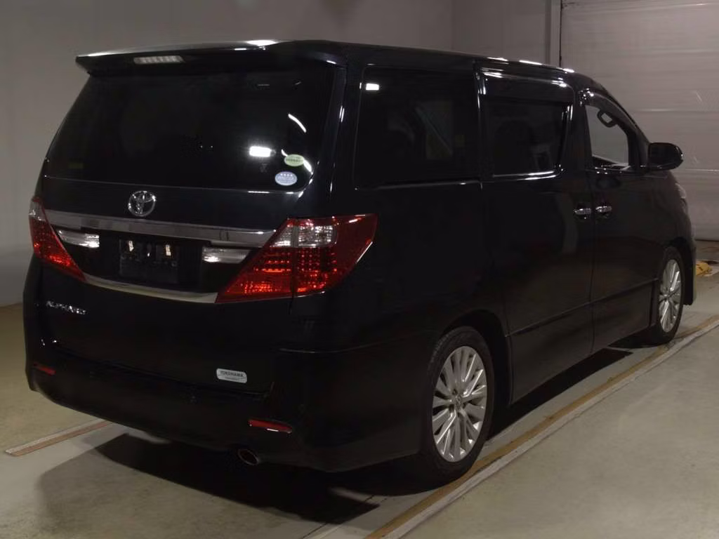 TOYOTA ALPHARD