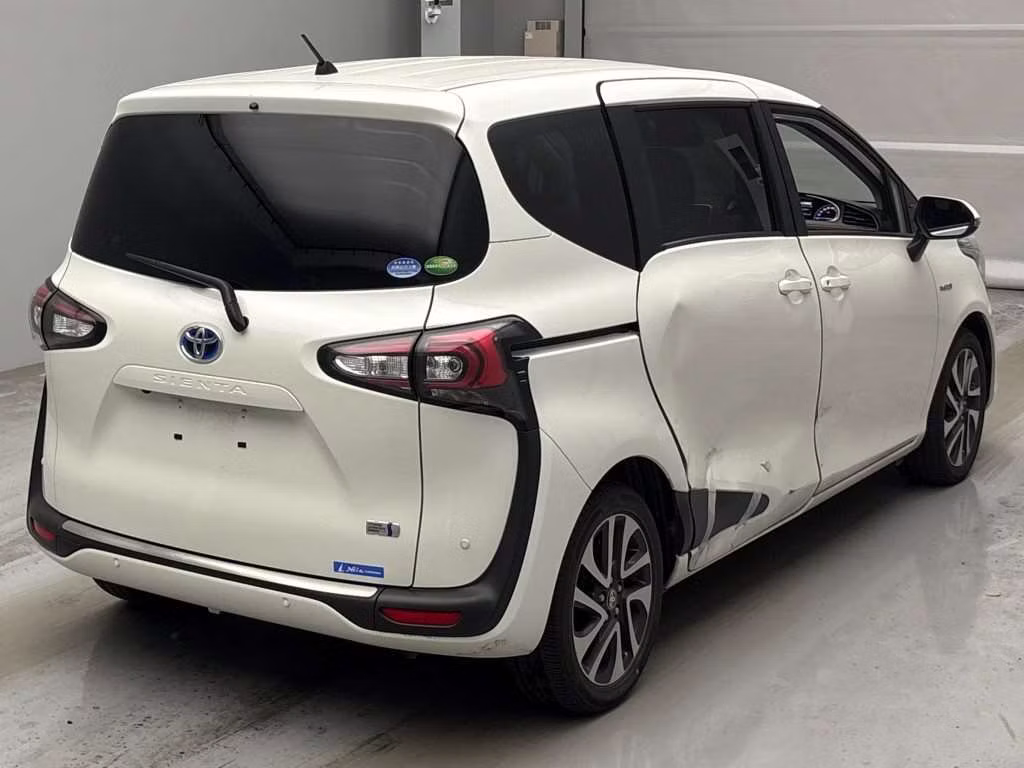TOYOTA SIENTA