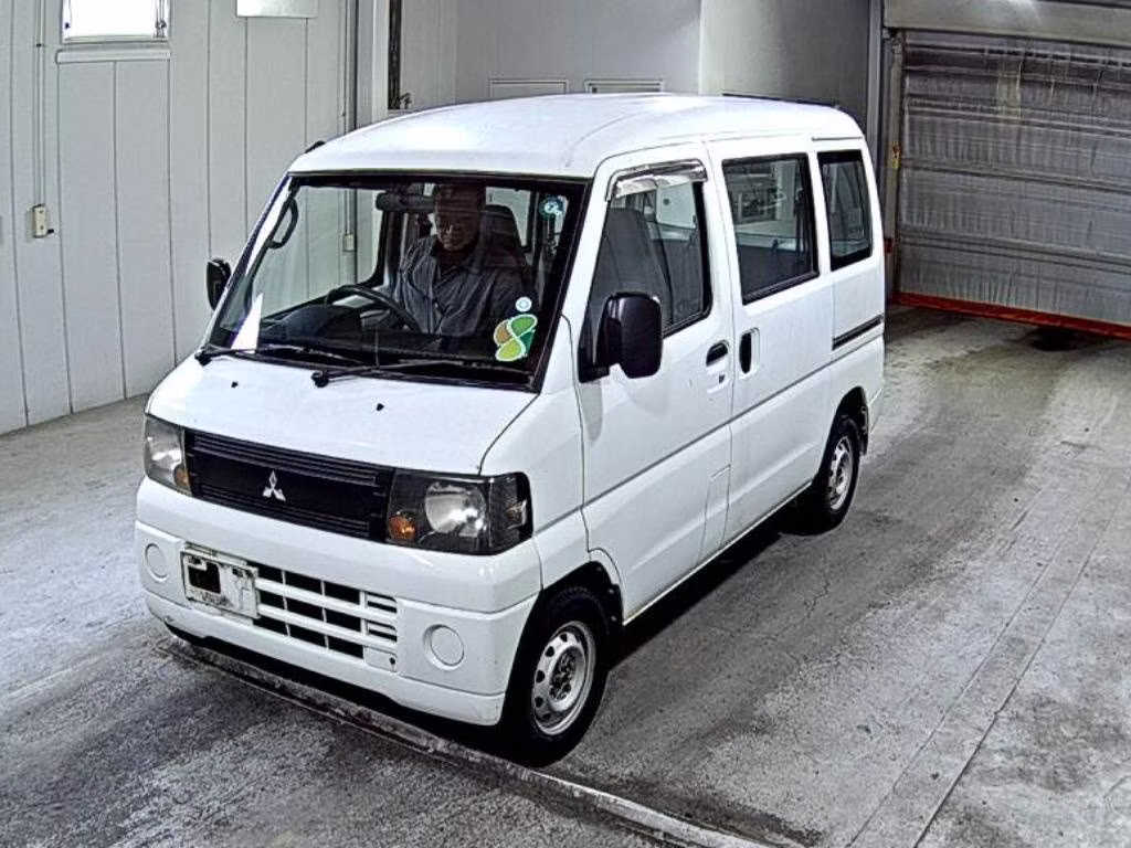 MITSUBISHI MINICAB