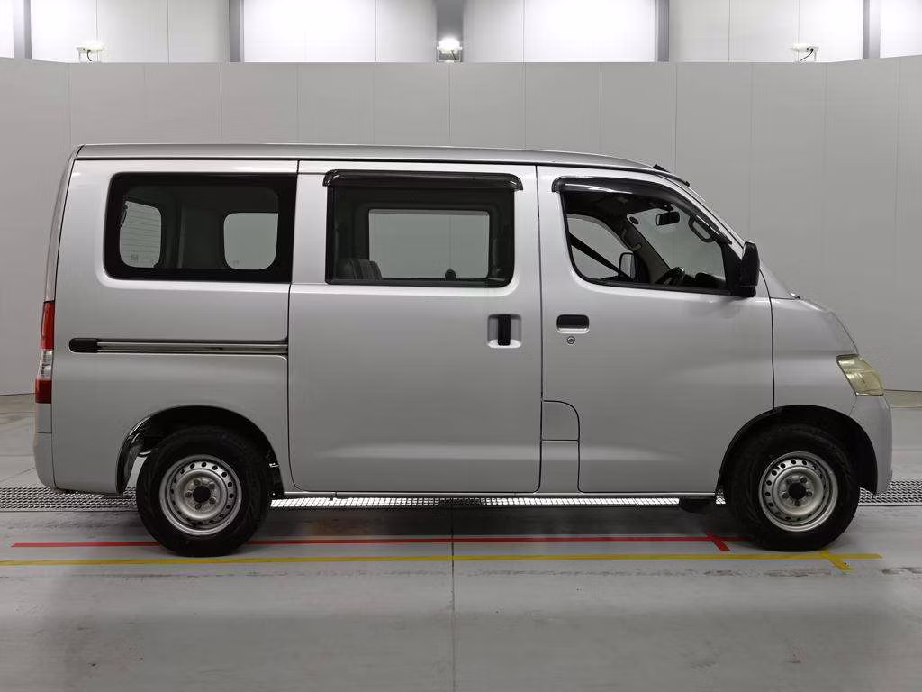 TOYOTA LITE ACE
