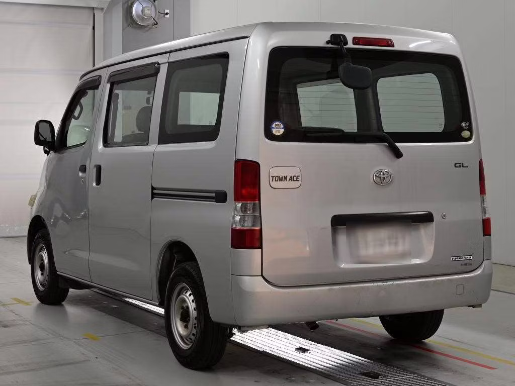 TOYOTA LITE ACE