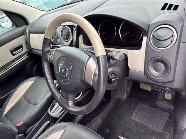 MAZDA VERISA