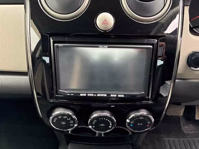 MAZDA VERISA