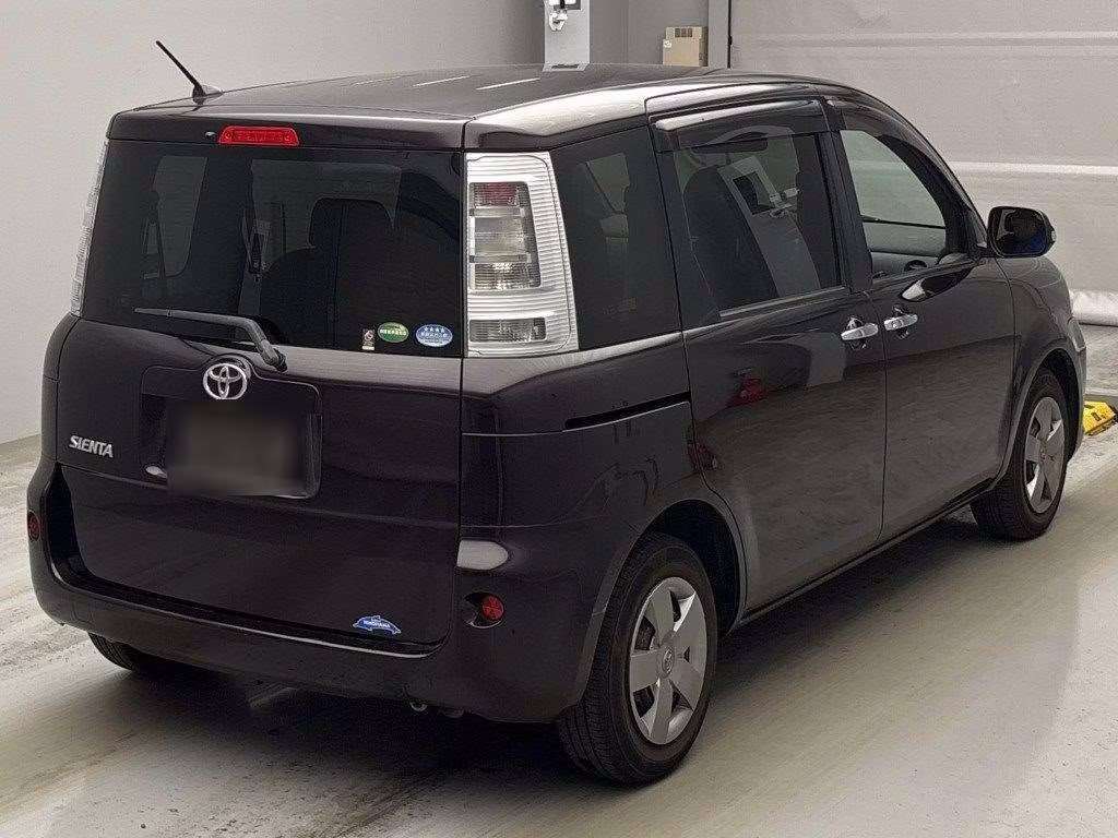 TOYOTA SIENTA