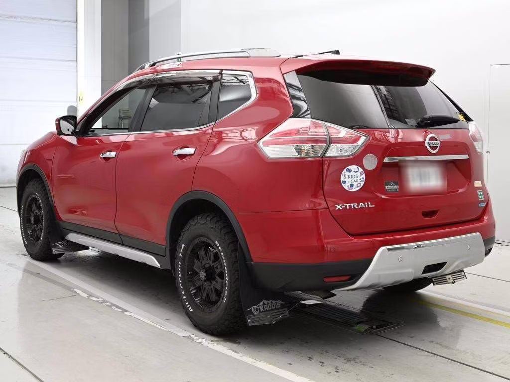 NISSAN X-TRAIL