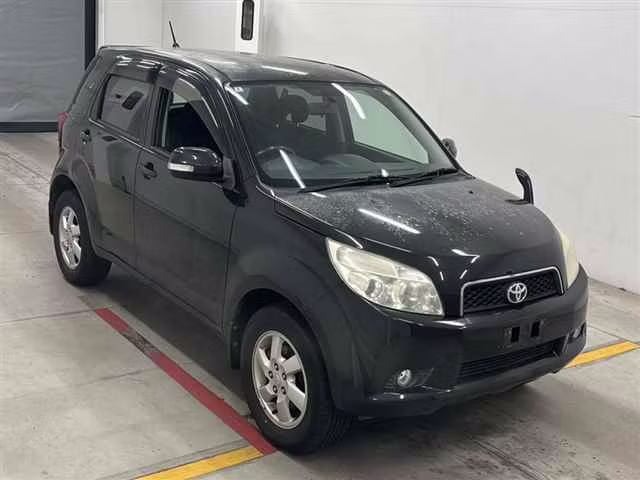 TOYOTA RUSH