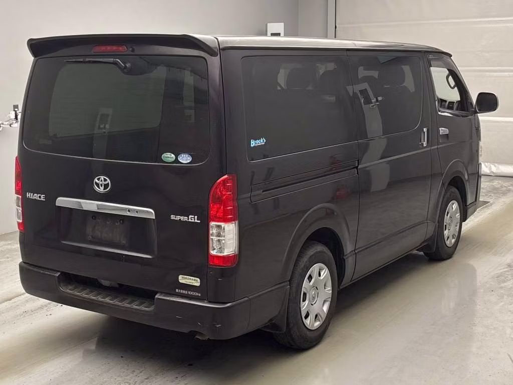 TOYOTA REGIUS ACE