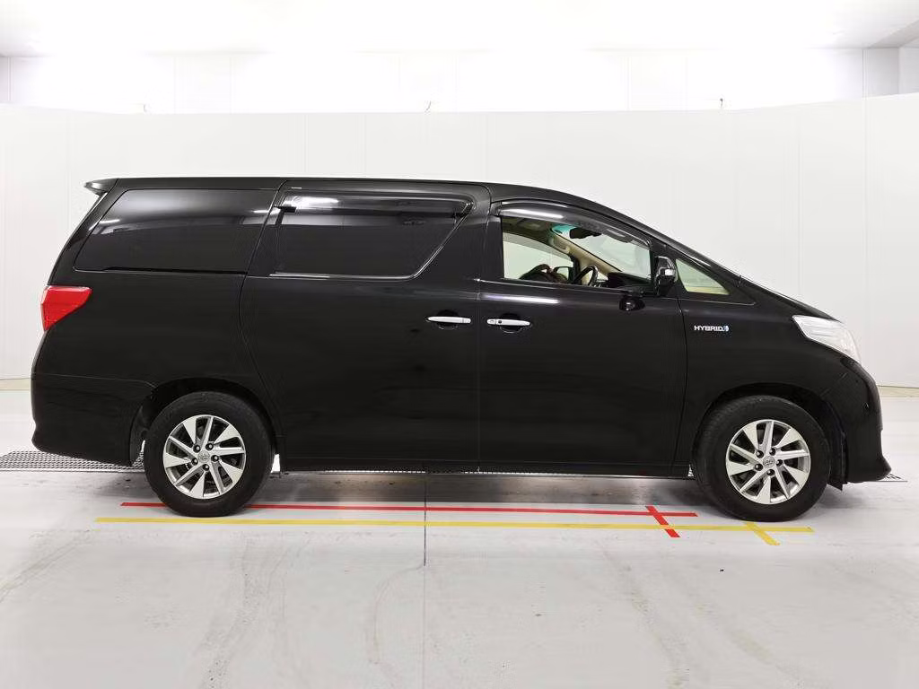 TOYOTA ALPHARD
