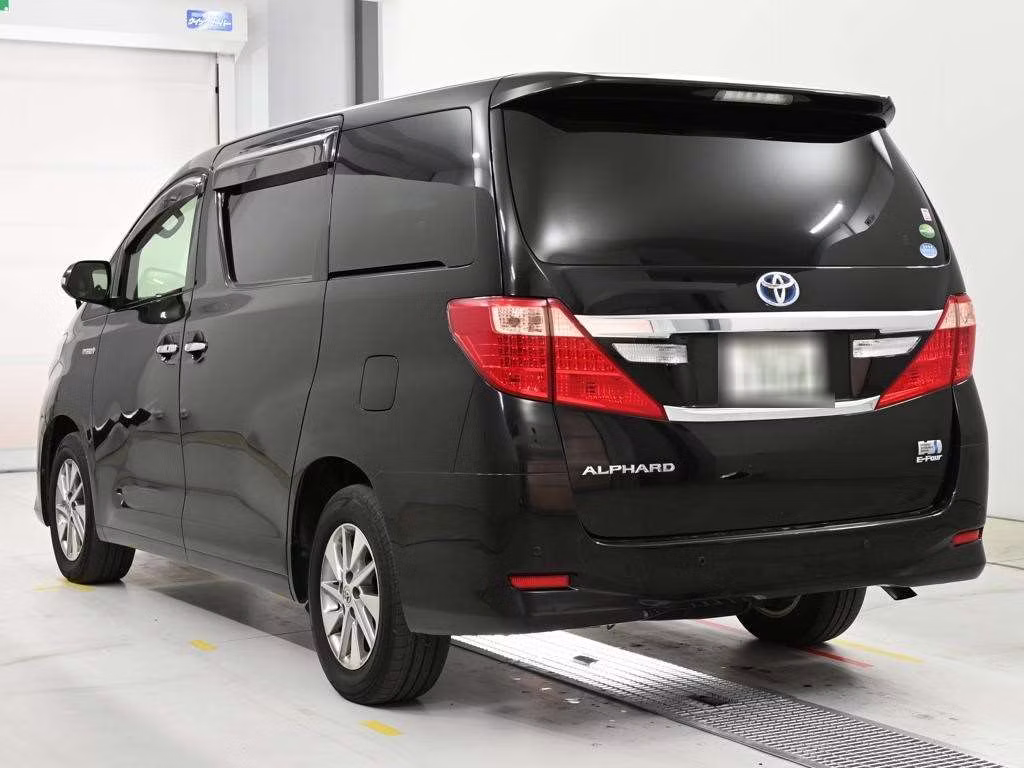 TOYOTA ALPHARD
