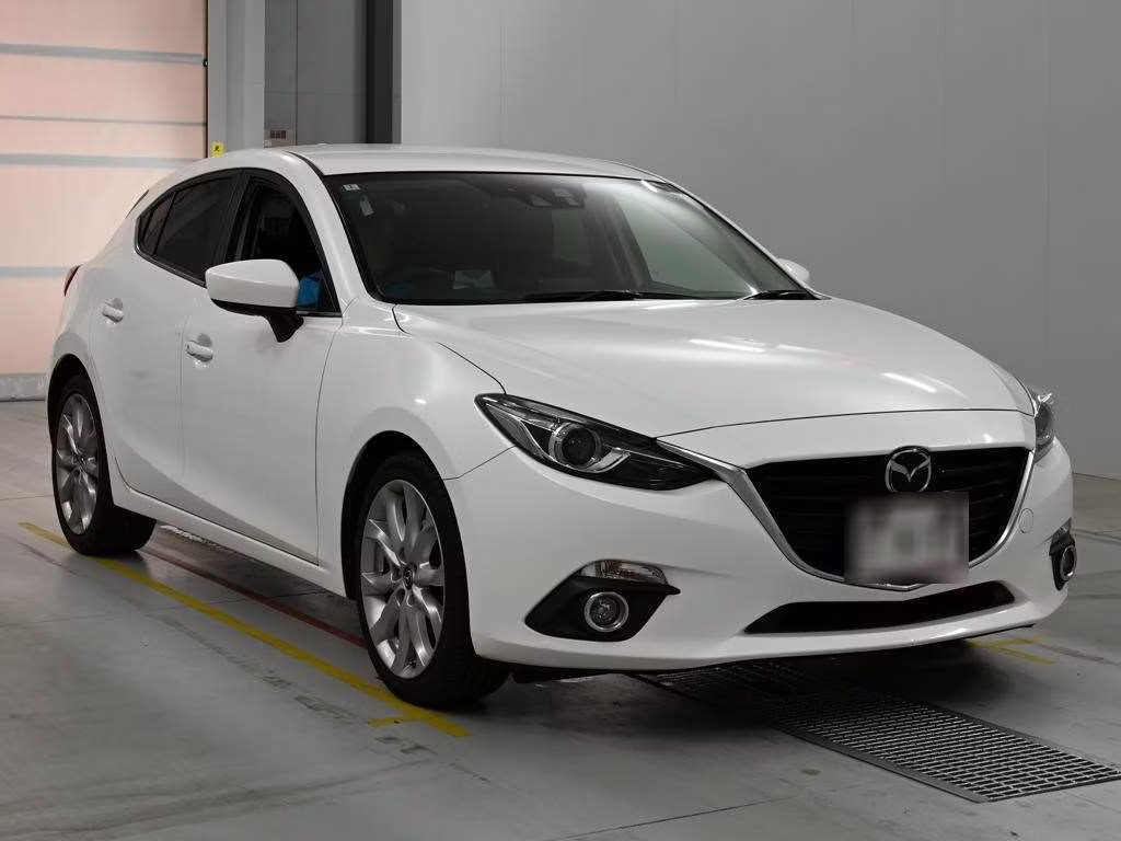 MAZDA AXELA