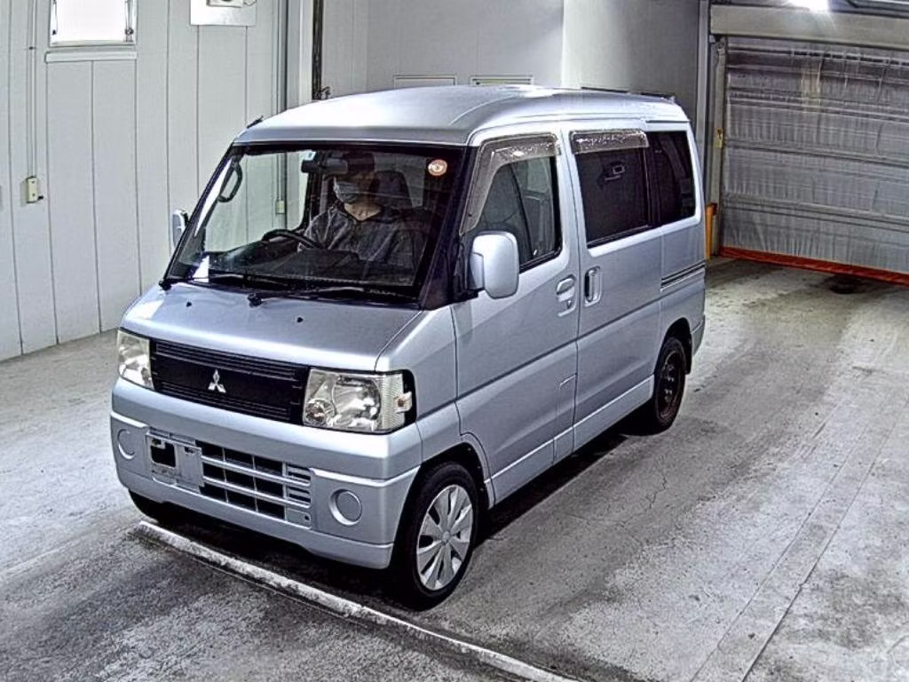 MITSUBISHI TOWN BOX