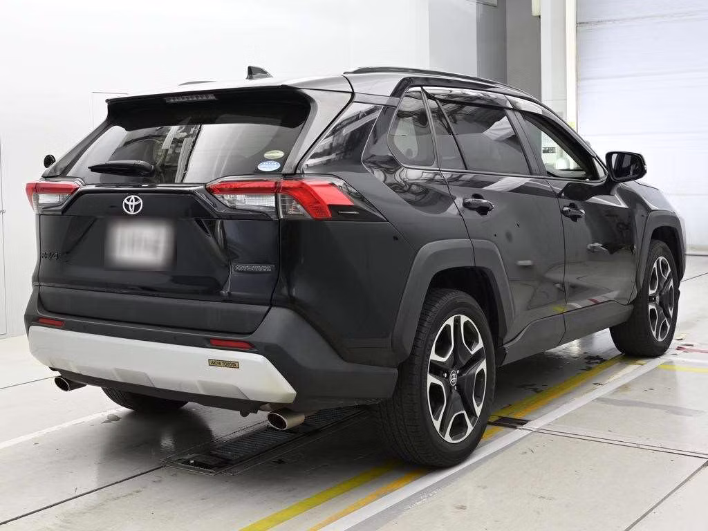 TOYOTA RAV4