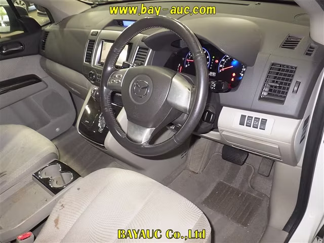 MAZDA MPV