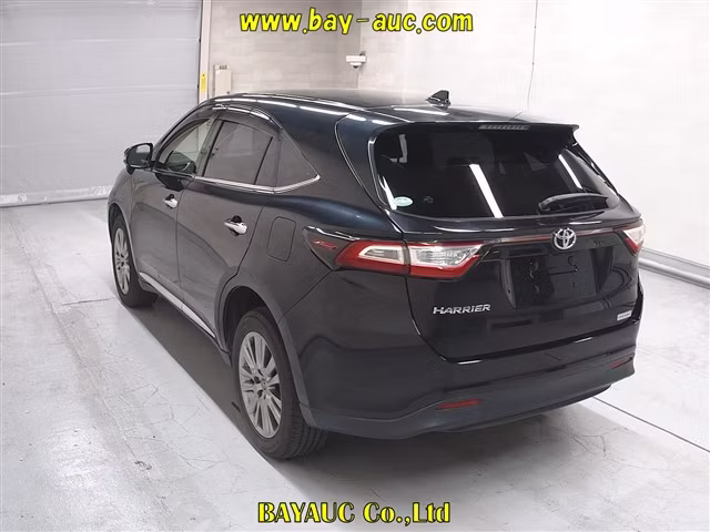 TOYOTA HARRIER